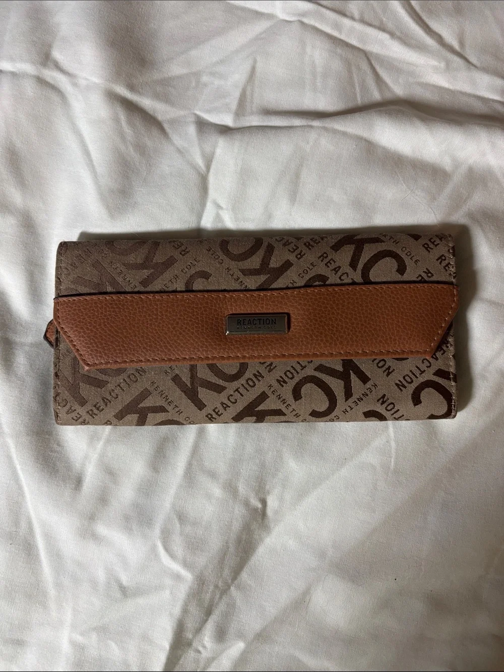 Kenneth Cole Reaction Brown Monogram Continental Wallet with Cognac Flap